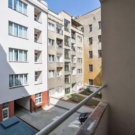 Oli Apartment Prag Eksteriør billede